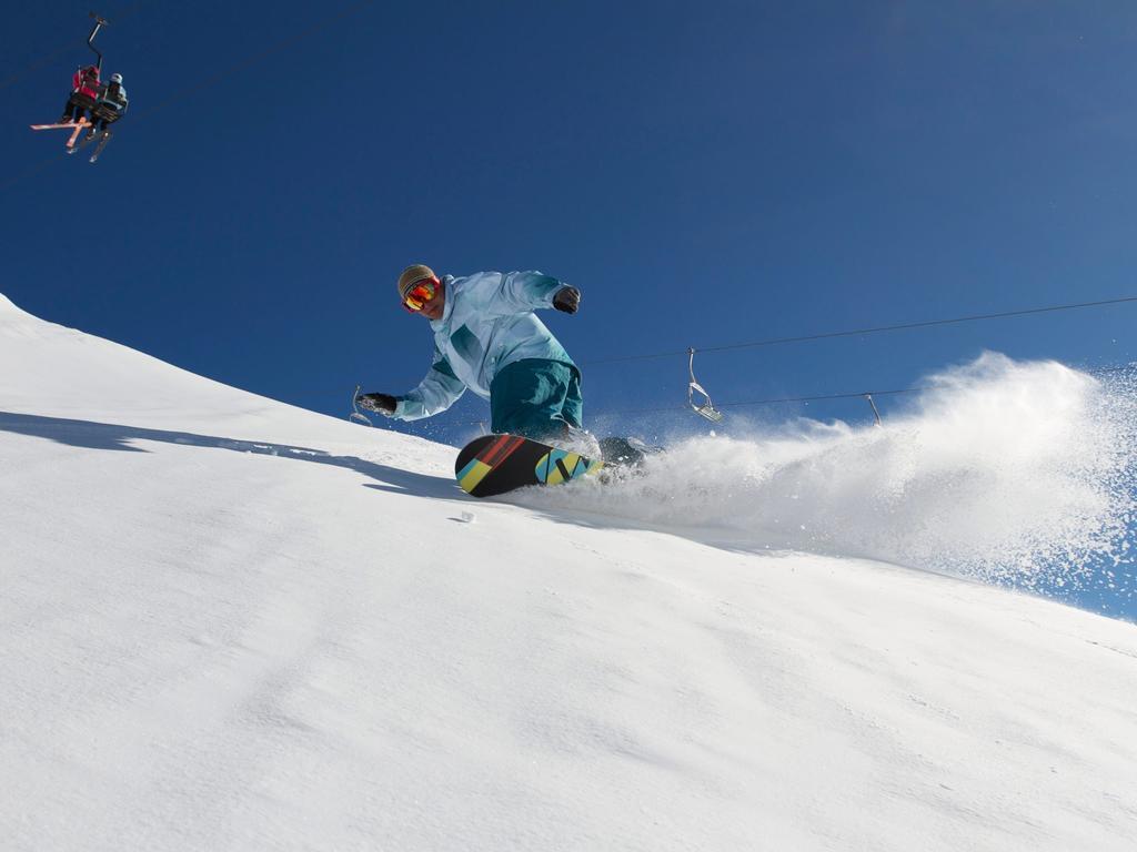Perisher Manor Hotel Perisher Valley Ngoại thất bức ảnh