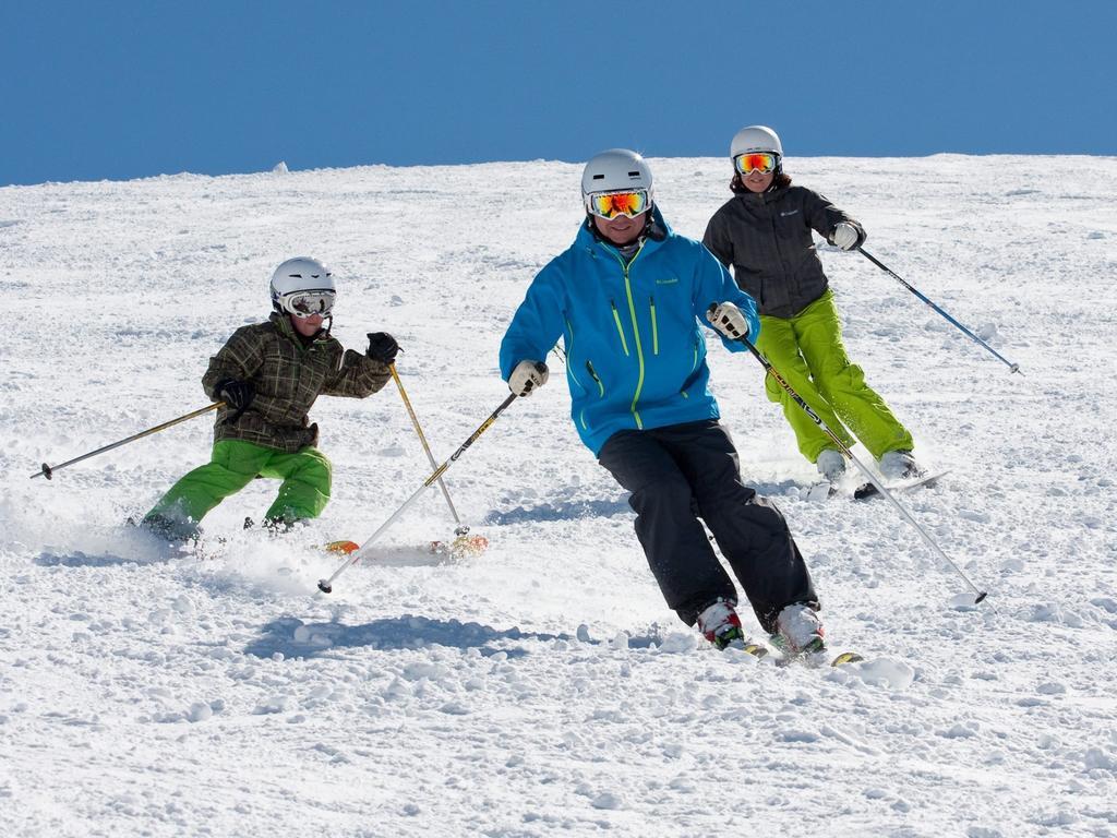 Perisher Manor Hotel Perisher Valley Ngoại thất bức ảnh