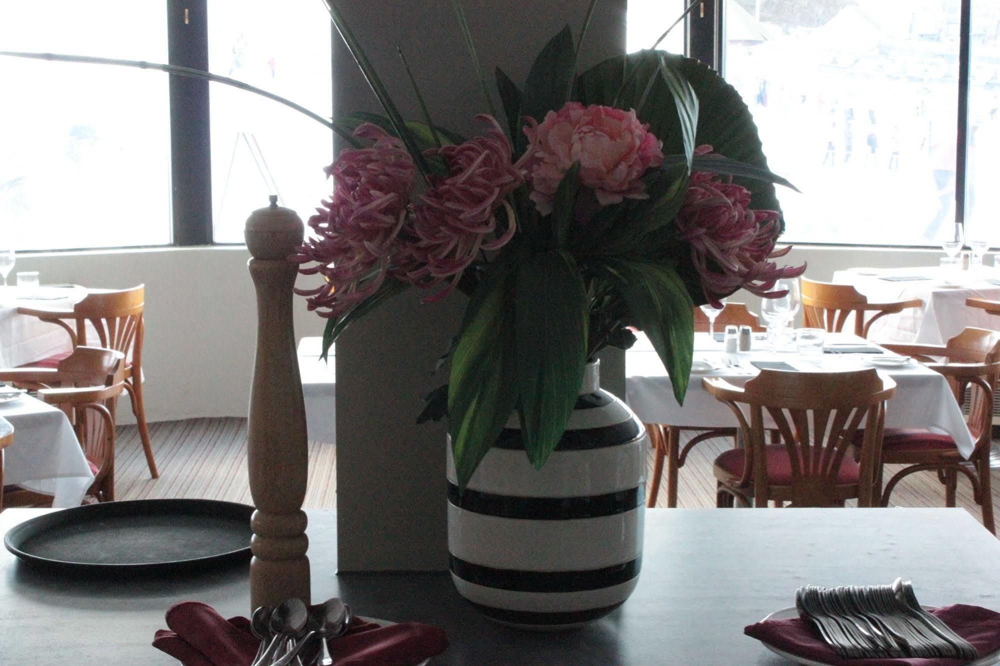 Perisher Manor Hotel Perisher Valley Ngoại thất bức ảnh